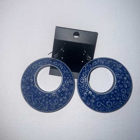 Blue Floral Patterned Round Drop Earrings Fashion Jewelry - Picture 2 of 4